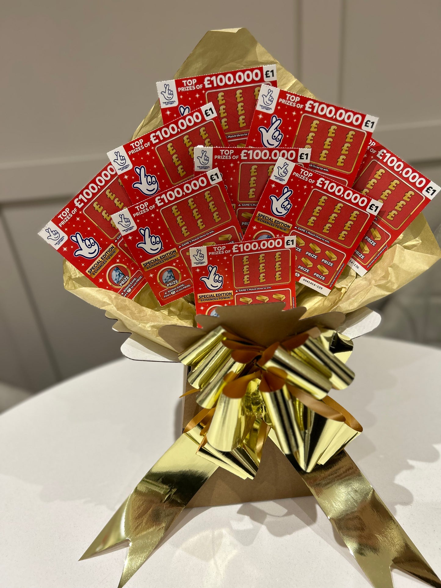 Full scratchcard bouquet red and gold theme Christmas scratchcard bouquet Christmas gift