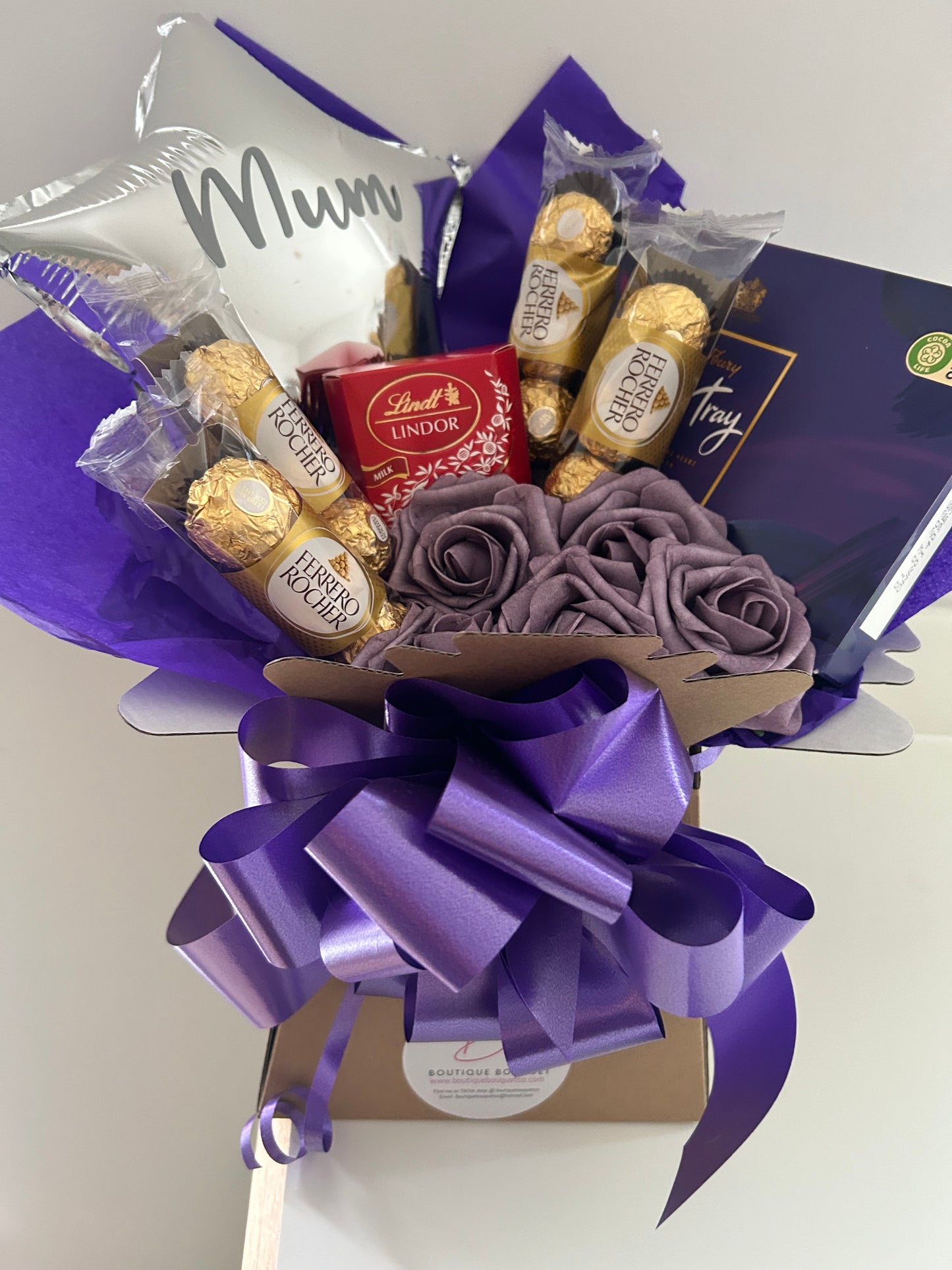 Mixed chocolate bouquet with personalised balloon