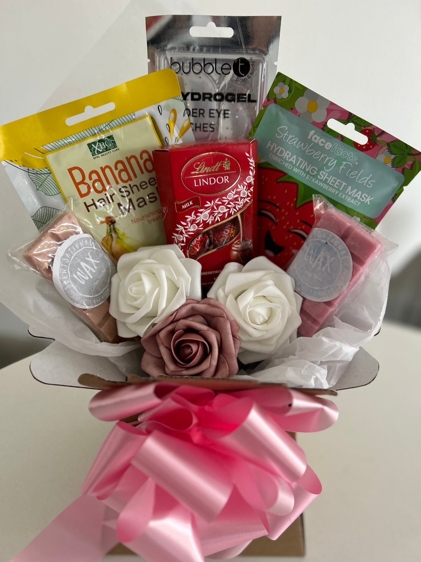 Pretty pamper bouquet pamper hamper filled with goodies for a perfect pamper night