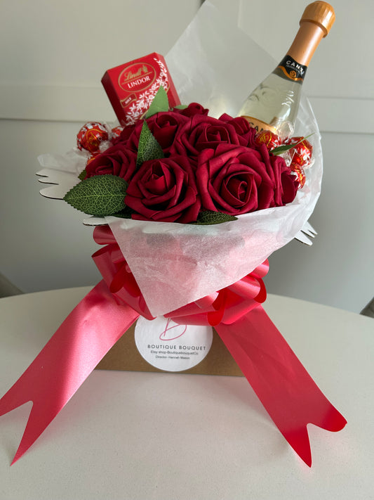 Prosecco hamper with lindt lindor and roses