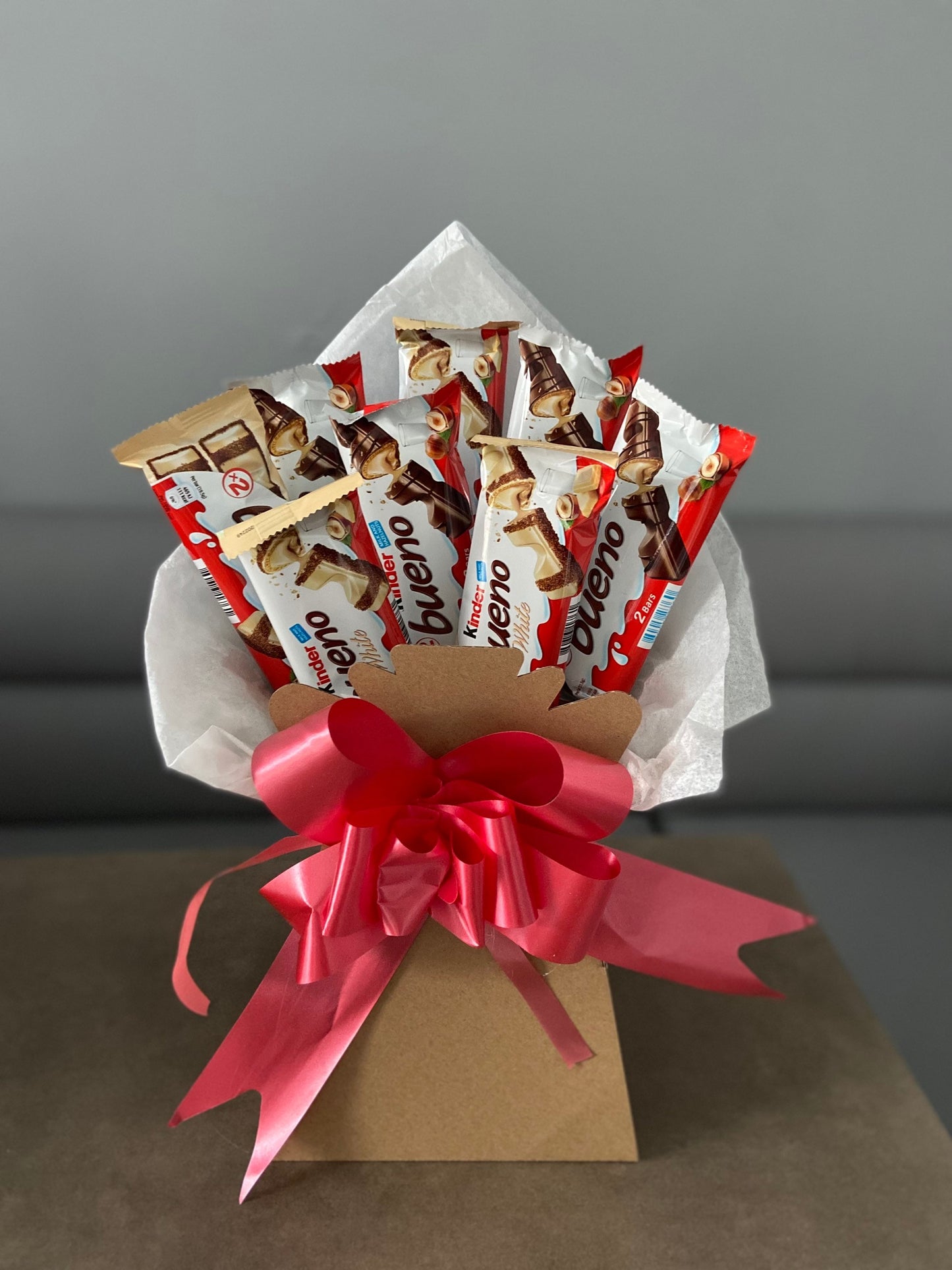 Kinder bueno chocolate bouquet