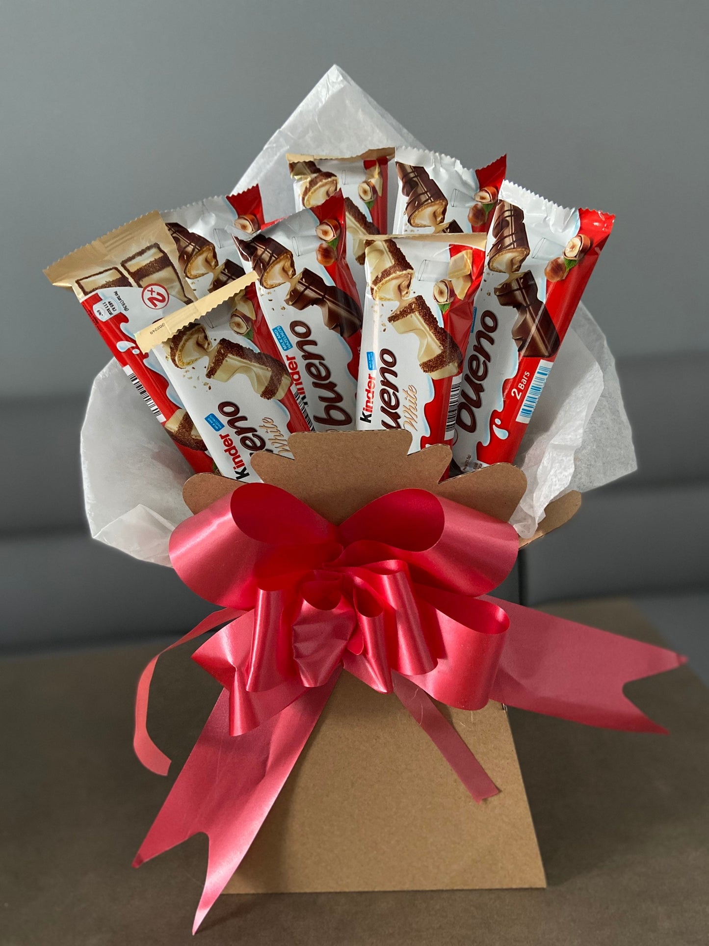 Kinder bueno chocolate bouquet